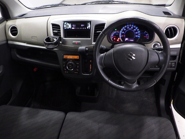 SUZUKI WAGON R 2013