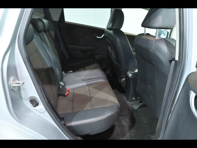 HONDA FIT SHUTTLE 2012