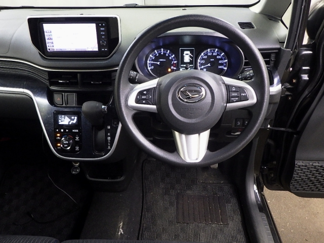 DAIHATSU MOVE 2014