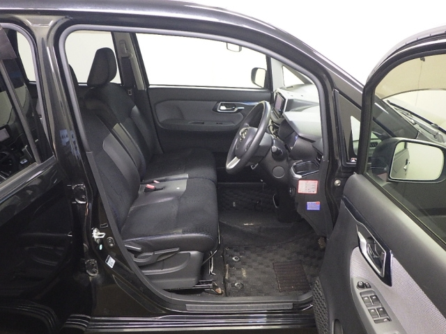 DAIHATSU MOVE 2014