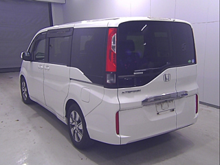 HONDA STEP WAGON 2016