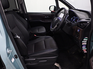 TOYOTA ESQUIRE 2016