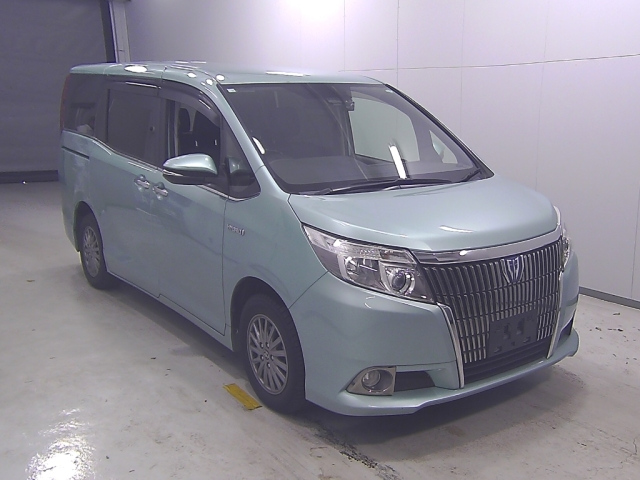 TOYOTA ESQUIRE 2016