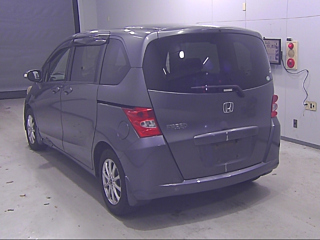 HONDA FREED 2009