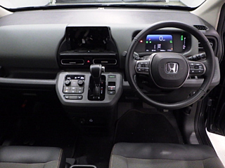 HONDA FREED 2024