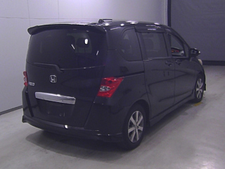 HONDA FREED 2008