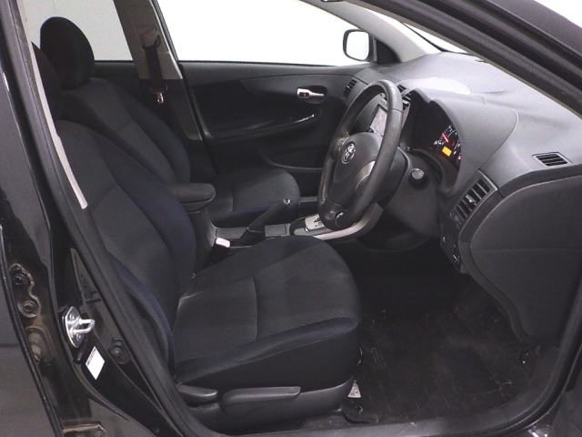 TOYOTA COROLLA FIELDER 2010