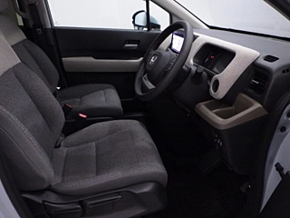 HONDA FREED 2024