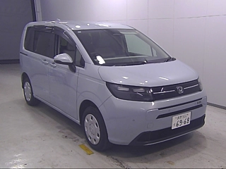 HONDA FREED 2024