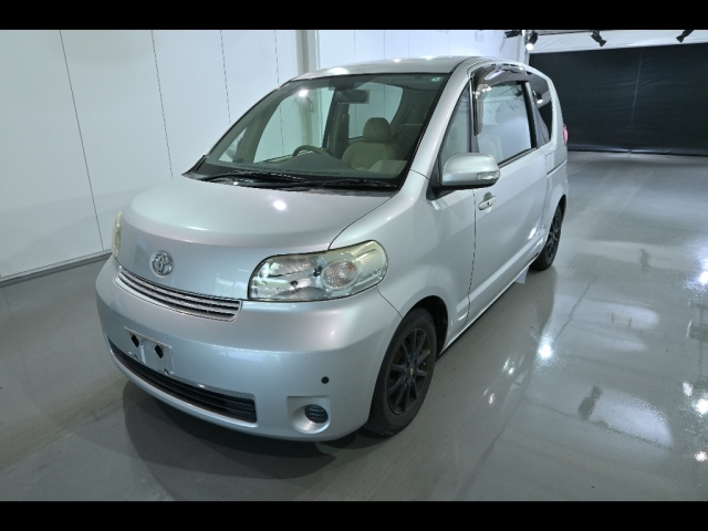 TOYOTA PORTE 2008