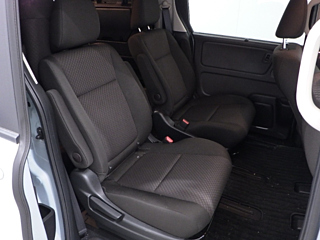 HONDA FREED 2023