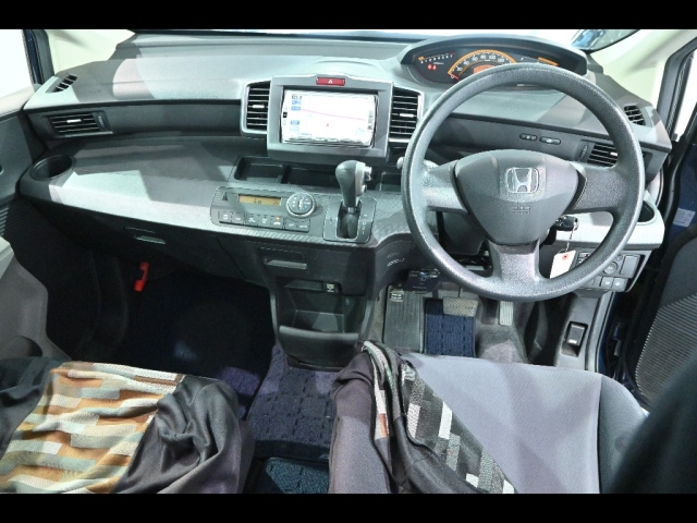 HONDA FREED 2008