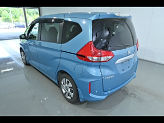 HONDA FREED 2016