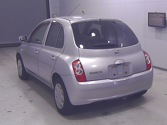 NISSAN MARCH 2010