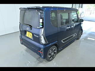 DAIHATSU TANTO 2021