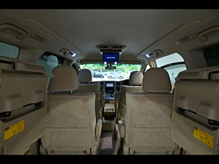 TOYOTA ALPHARD 2010