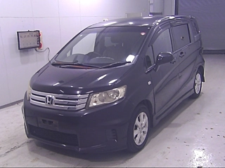 HONDA FREED 2010