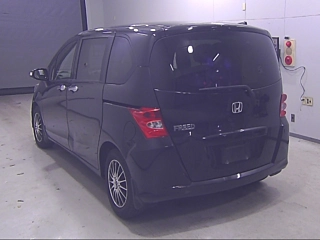 HONDA FREED 2011