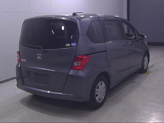 HONDA FREED 2010