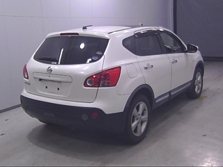 NISSAN DUALIS 2011