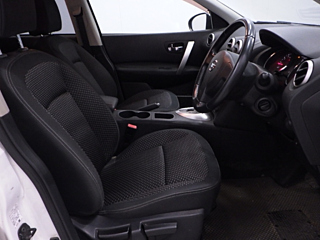 NISSAN DUALIS 2011