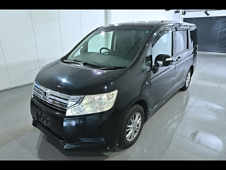 HONDA STEP WAGON 2011