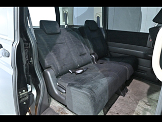 HONDA STEP WAGON 2011