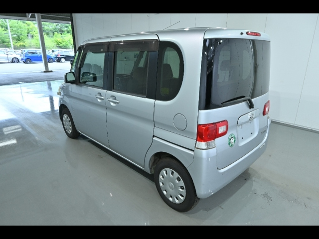 DAIHATSU TANTO 2008