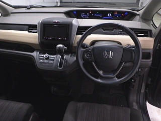 HONDA FREED 2017