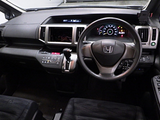 HONDA STEP WAGON 2012
