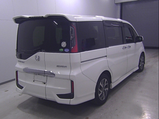 HONDA STEP WAGON 2015