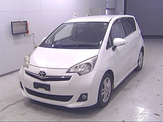 TOYOTA RACTIS 2010