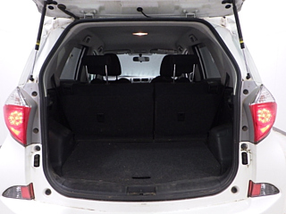 TOYOTA RACTIS 2010