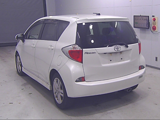 TOYOTA RACTIS 2010