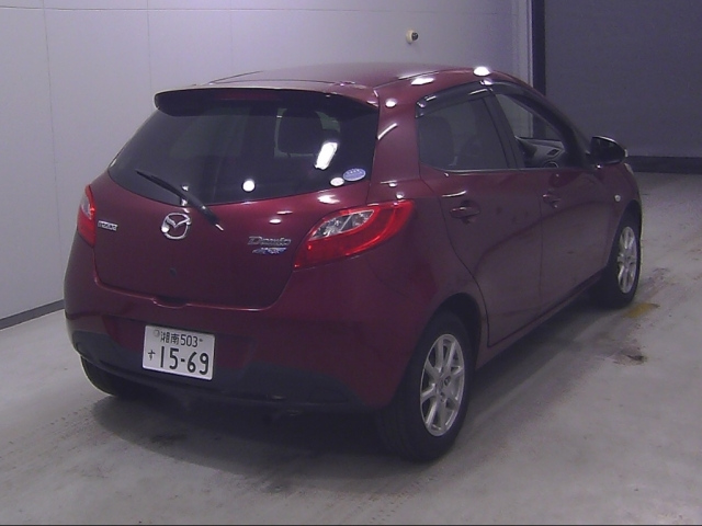 MAZDA DEMIO 2011