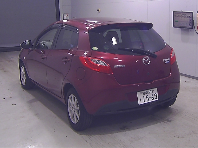 MAZDA DEMIO 2011