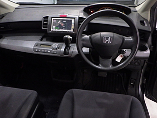 HONDA FREED 2010