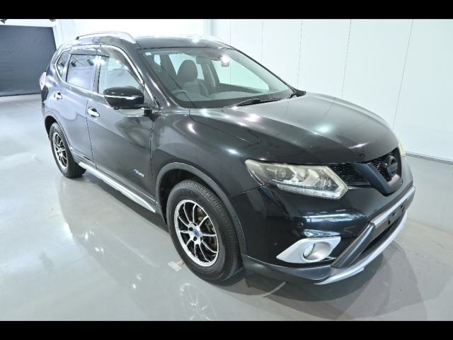 NISSAN X-TRAIL 2015
