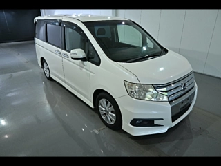 HONDA STEP WAGON 2010