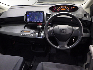 HONDA FREED 2018