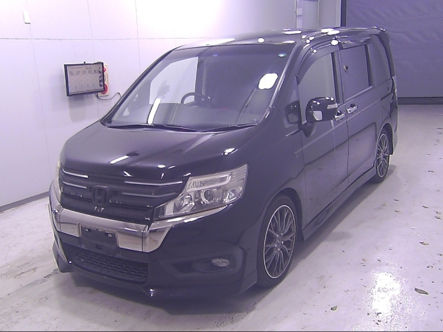 HONDA STEP WAGON 2012