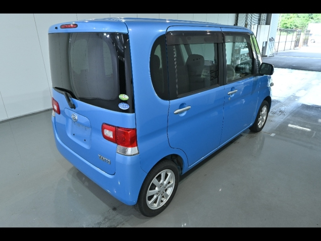 DAIHATSU TANTO 2010