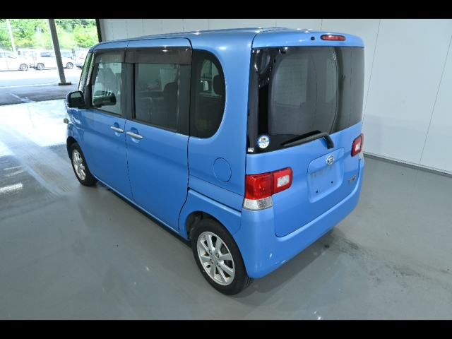 DAIHATSU TANTO 2010