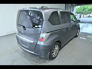 HONDA FREED 2012