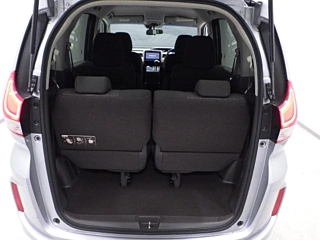 HONDA FREED 2016