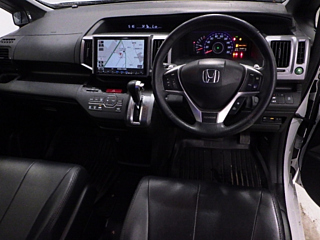 HONDA STEP WAGON 2014