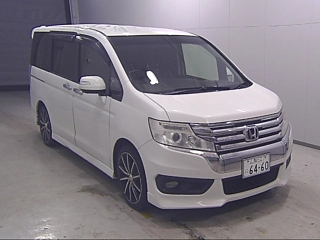 HONDA STEP WAGON 2014