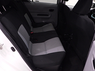 TOYOTA AQUA 2013