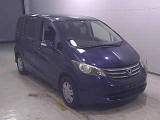 HONDA FREED 2010