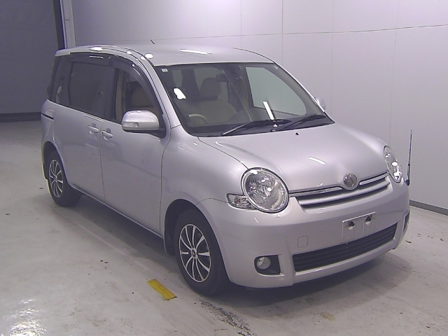 TOYOTA SIENTA 2008